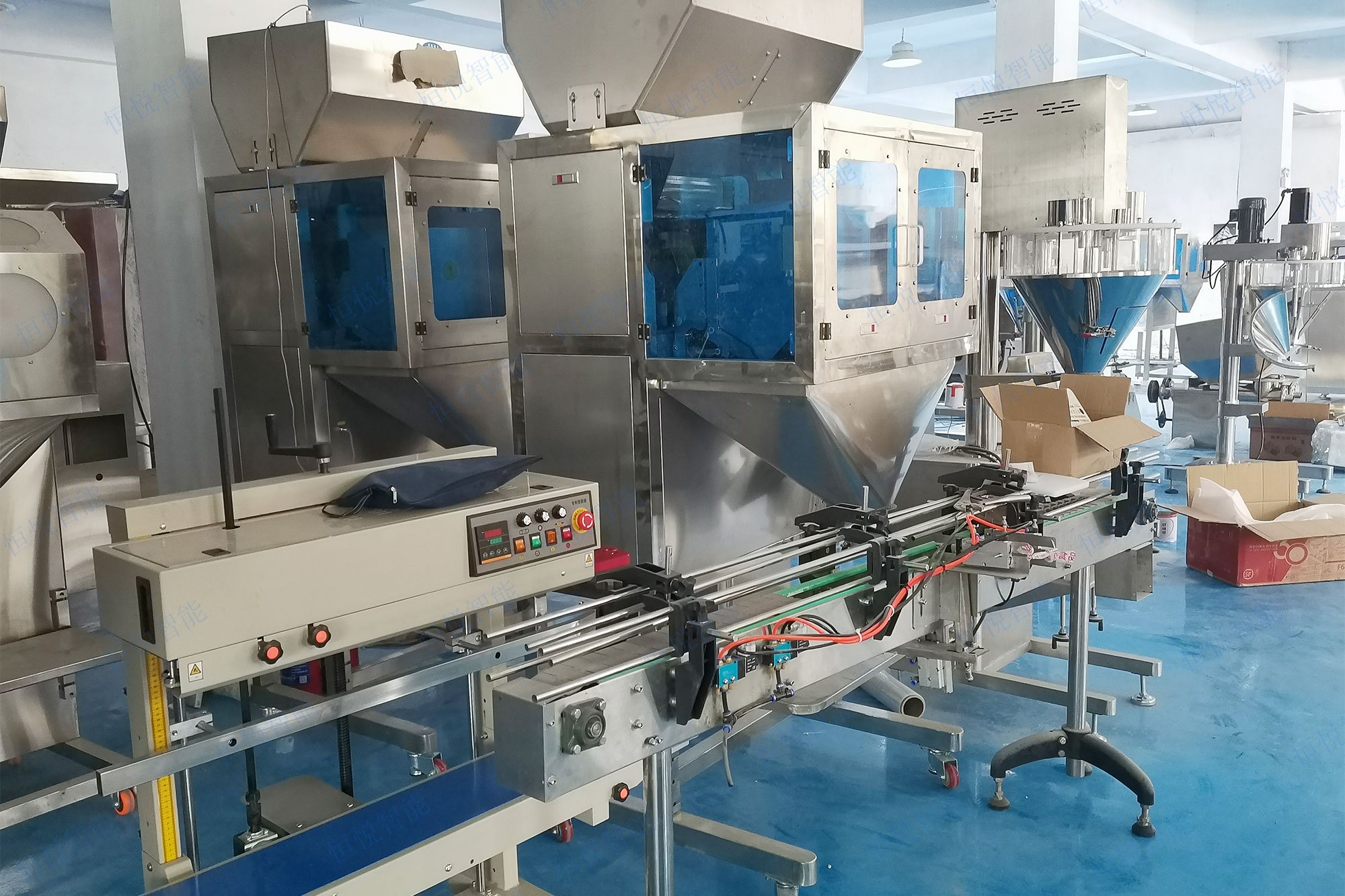 自动定量灌装机是一种专门用于颗粒粉末、液体膏体等物料定量灌装的设备