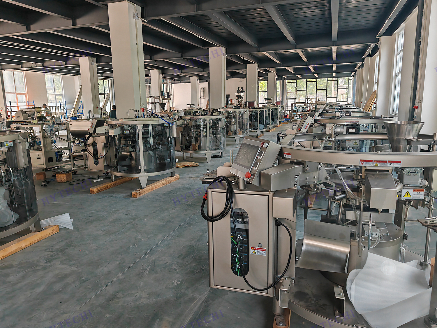 给袋式酱体包装机