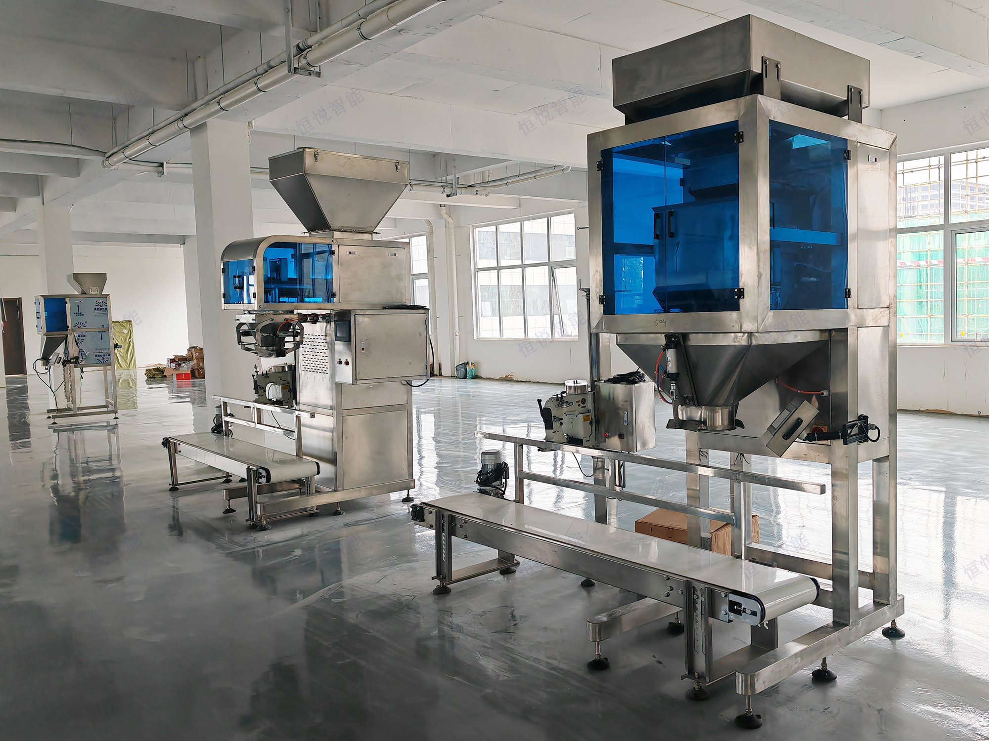 自动称重25公斤包装机应用，颗粒粉末高效包装解决方案
