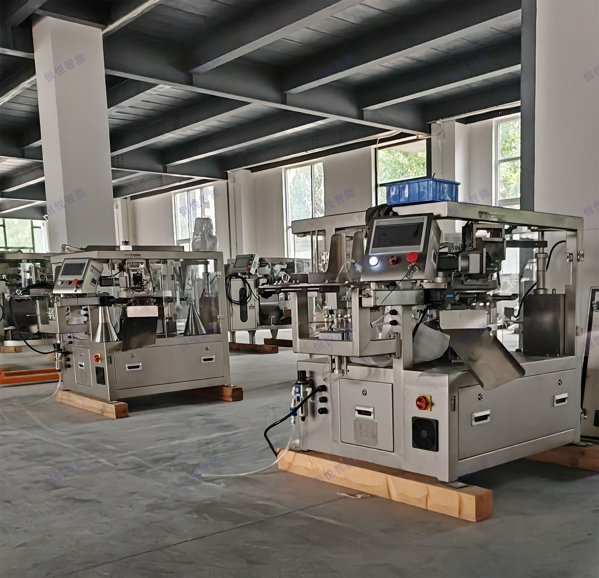 全自动给袋式包装机