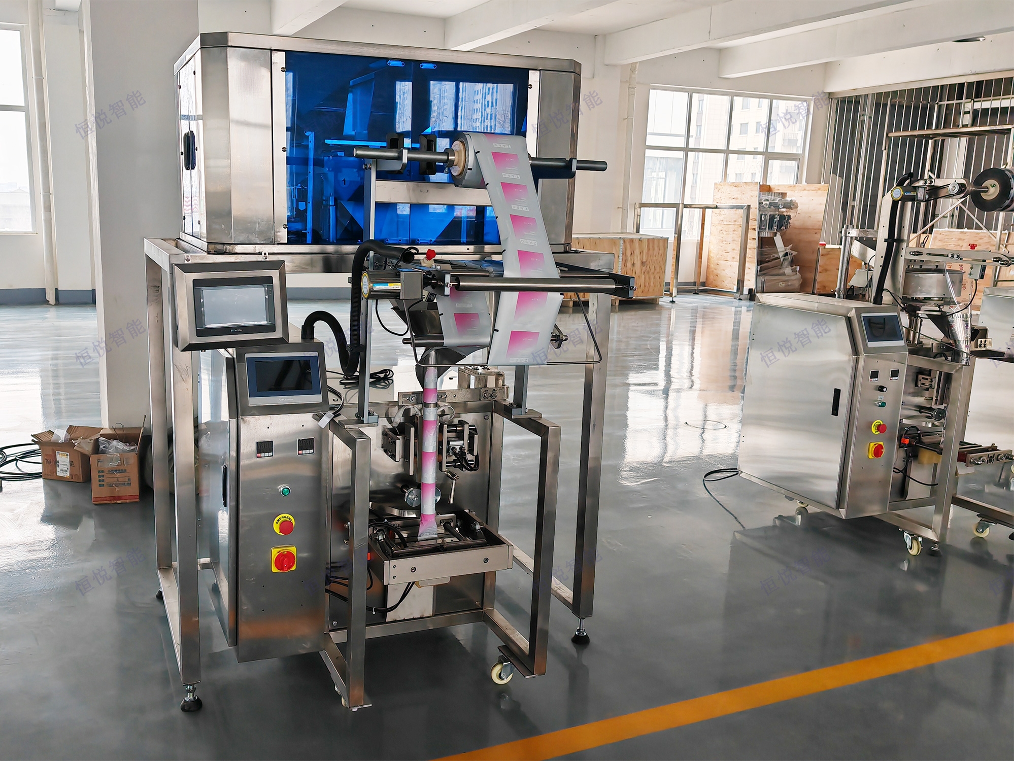 全系列小立式包装机均支持三边封、背封、枕式封等多种袋型