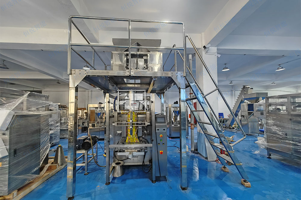 大米自动称重包装机广泛应用于大米加工企业、粮库、超市配送中心等场所